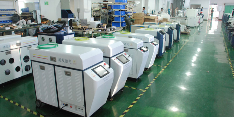 通發激光TFL-80PF<a href='http://www.hkgdk.cc/product/2.htm' class='text_a'>光纖<a href='http://www.hkgdk.cc' class='text_a'>激光焊接機</a></a>